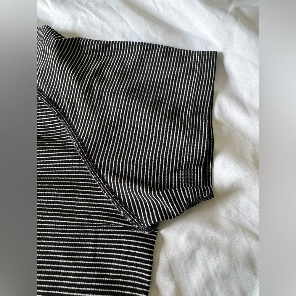 Lululemon top